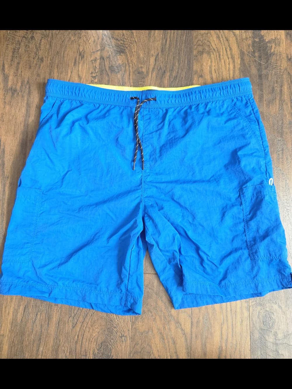 Men's Bright Blue Quick-Dry Swim Trunks with Drawstring